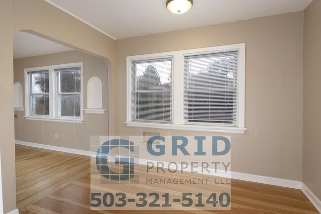 Primary Photo - Charming Two Bedroom Home Available in Sou...