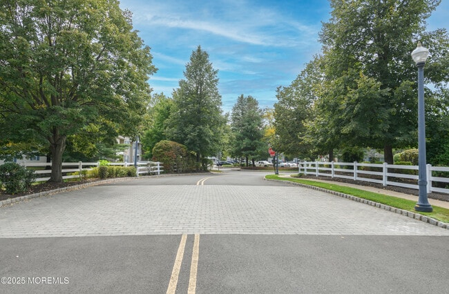 Building Photo - 430 Wedgewood Cir