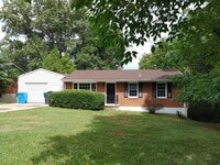 Building Photo - 4 Bedroom updated home for rent in Northwe...