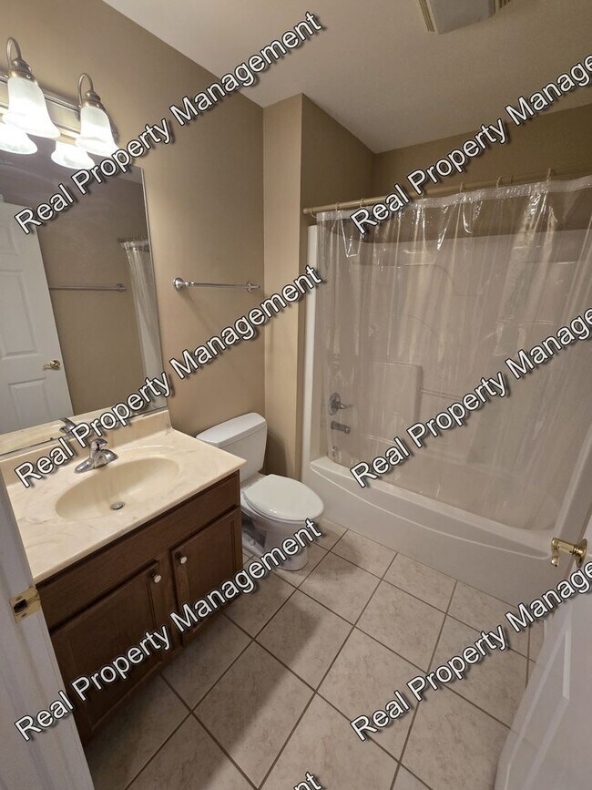 Building Photo - Maintenance Free Two Bedroom Townhome