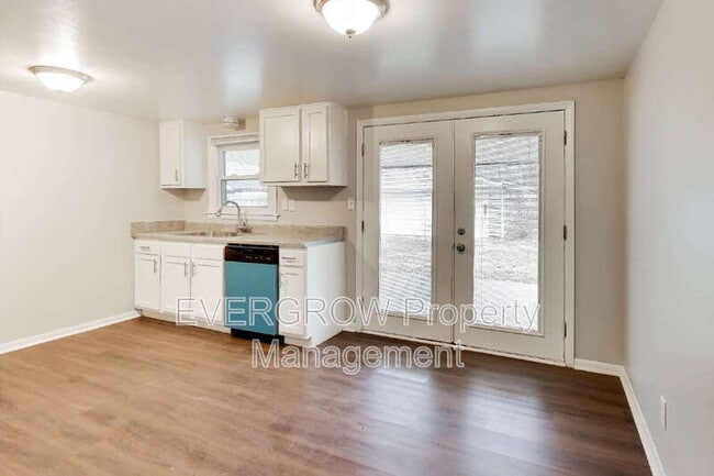 Building Photo - 4219 Varner Rd