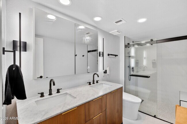 Building Photo - 4848 N 36th St