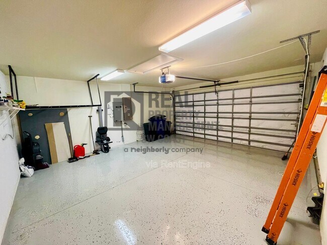 Building Photo - 9135 Astonia Way