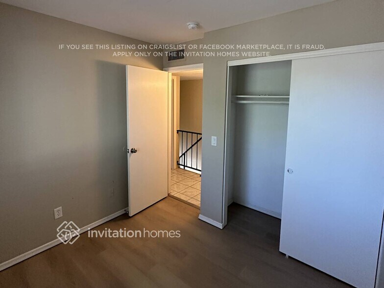 Building Photo - 1014 E Marco Polo Rd