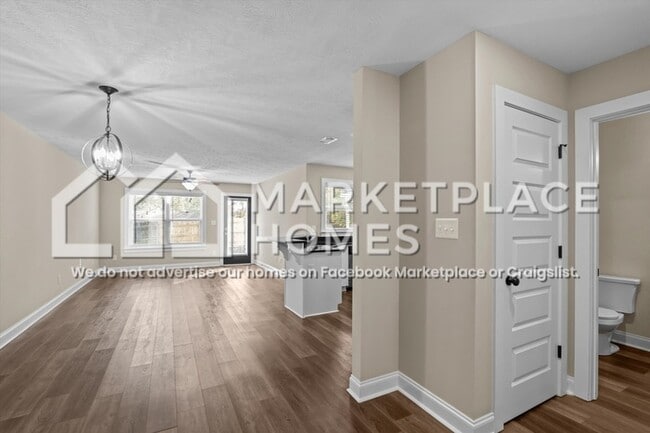 Building Photo - 128 Downsbury Rd