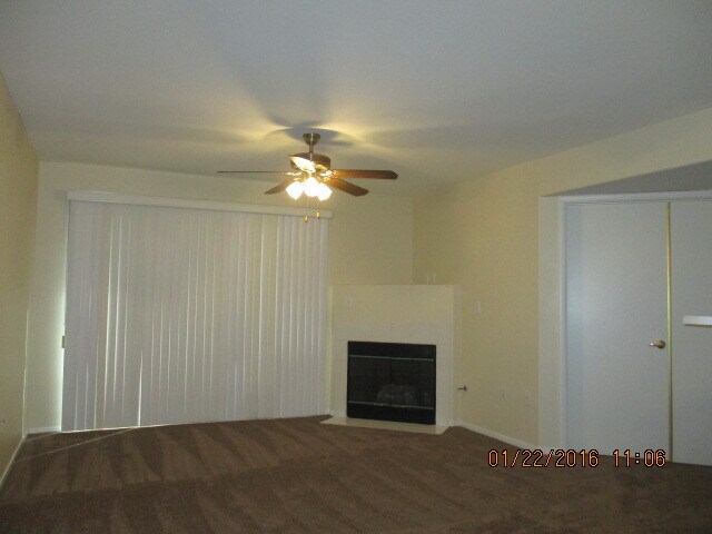 Building Photo - 5710 E Tropicana Ave