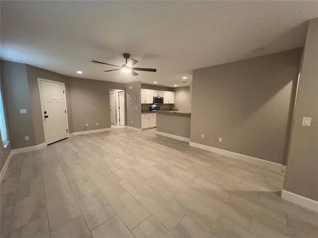 Building Photo - 12073 Henley Ave
