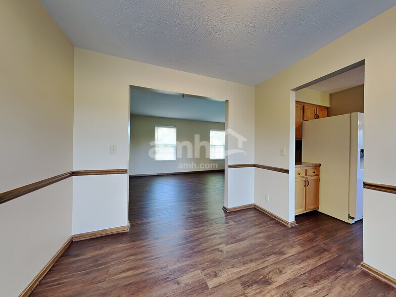 Building Photo - 5017 Open Meadow Dr
