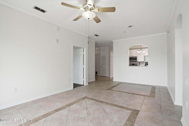 Building Photo - 7990 Baymeadows Cir E