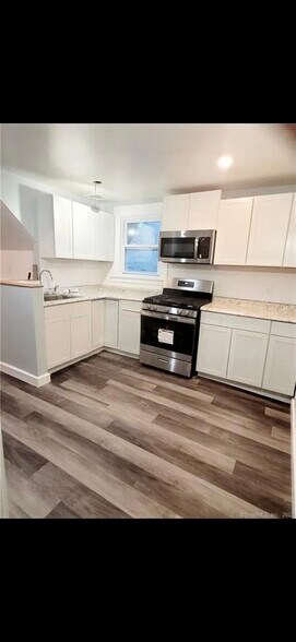 Primary Photo - 23 Harding Pl