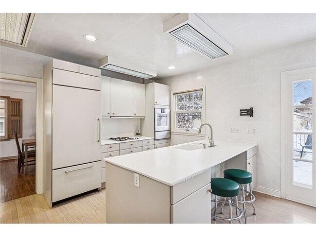 Building Photo - 1197 W Como Blvd