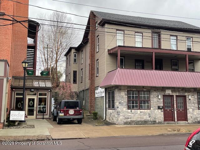 Building Photo - 517 Cedar Ave