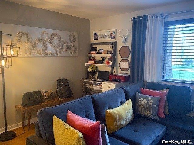 Building Photo - 990 Fenwood Dr