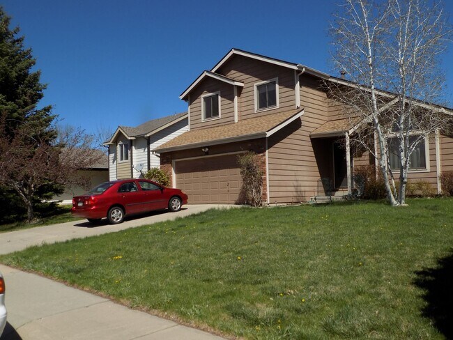 Building Photo - 718 Justice Dr