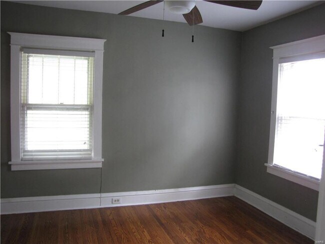 Building Photo - 1313 Claytonia Terrace