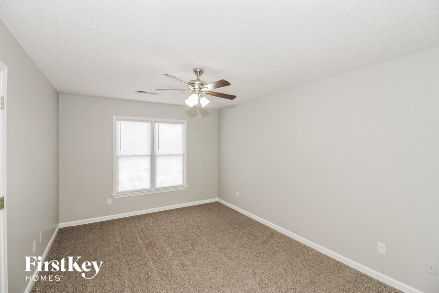 Building Photo - 719 Gable Ln