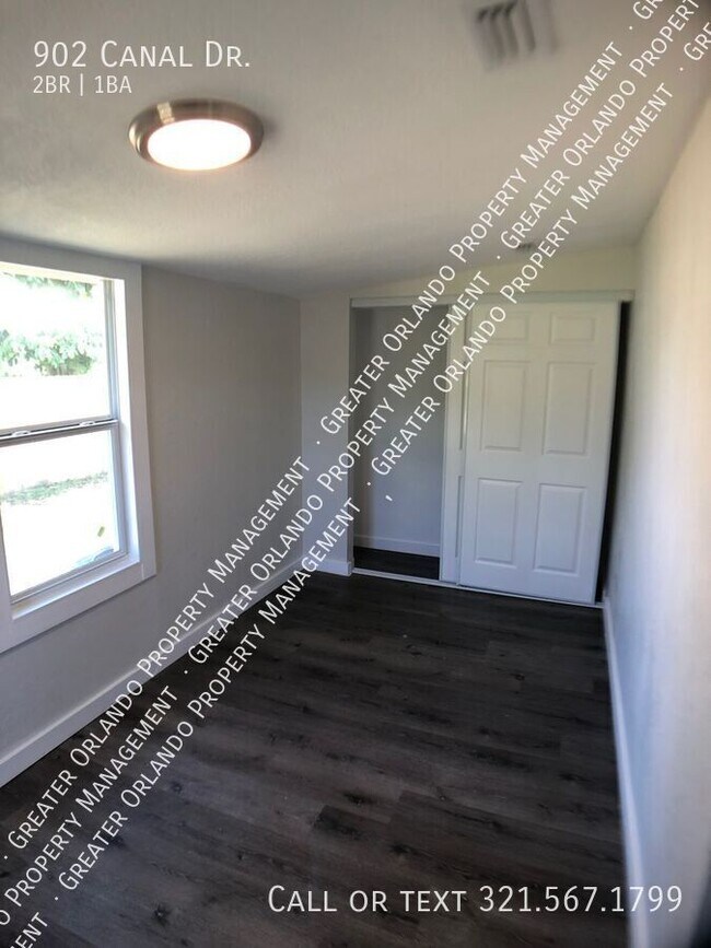 Building Photo - 902 Canal Dr