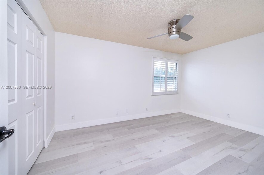 Building Photo - 1381 NW 144th Ave
