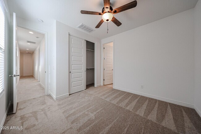 Building Photo - 25128 N 171st Ave