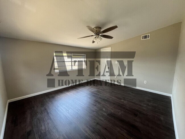 Building Photo - Modern 4 Bedroom 2 Bathroom home for rent!