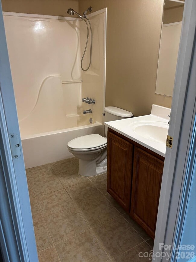 Building Photo - 5906 E North Carolina 150 Hwy