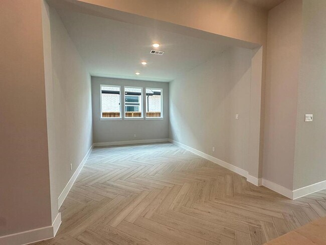 Building Photo - 4859 Antler Run Dr