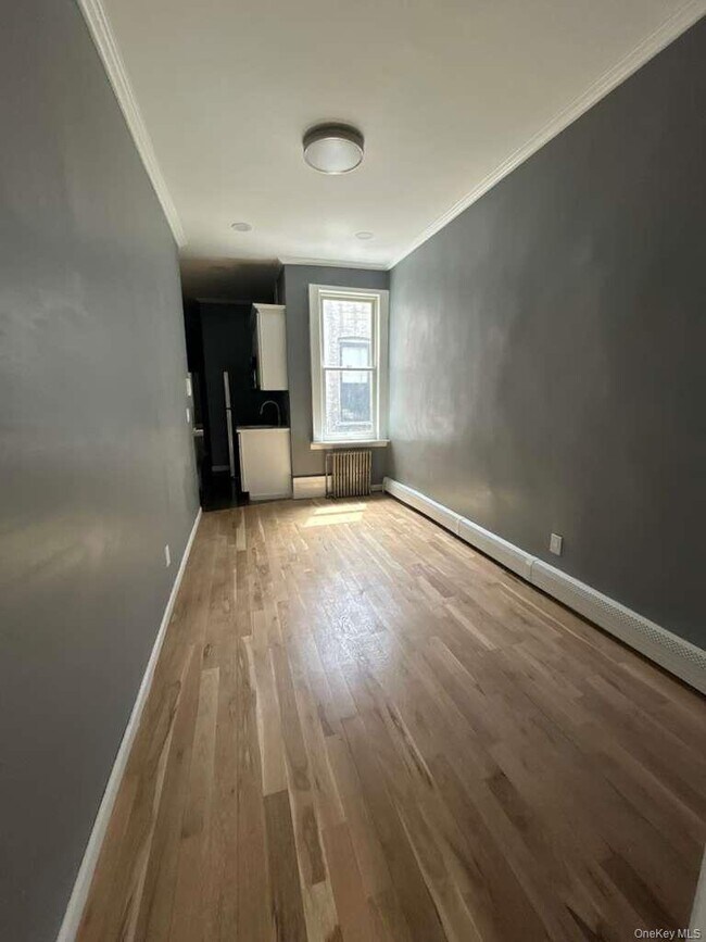 Building Photo - 298 Cooper St