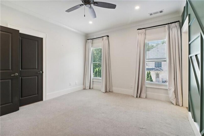 Building Photo - 211 Mount Vernon Hwy