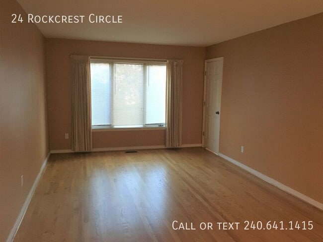 Building Photo - 24 Rockcrest Cir