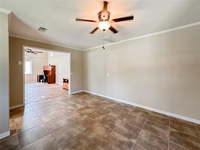 Building Photo - 11418 Cypress North Houston Rd
