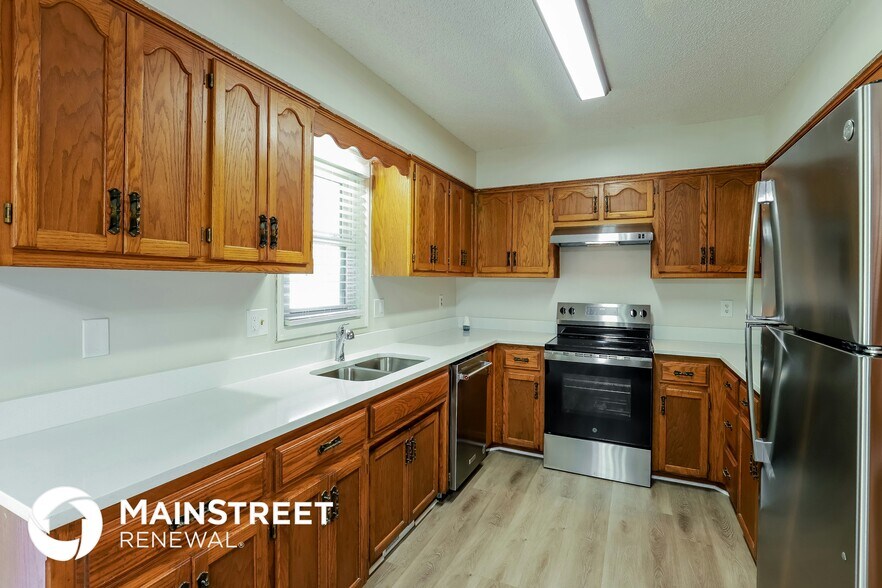 Building Photo - 1606 NE 112th Terr