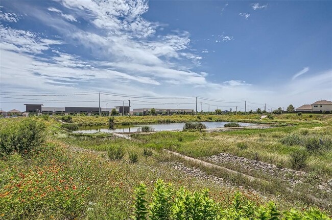 Building Photo - 701 Durness Dr