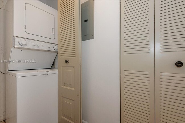 Building Photo - 714 NW 103rd Terrace