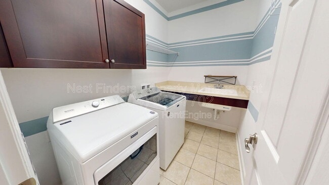 Building Photo - 152 Prospect Ln