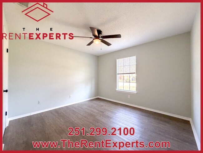 Building Photo - 784 Trailwood Dr E