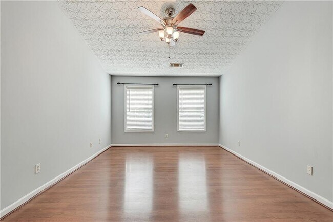 Building Photo - 3337 Baymount Way