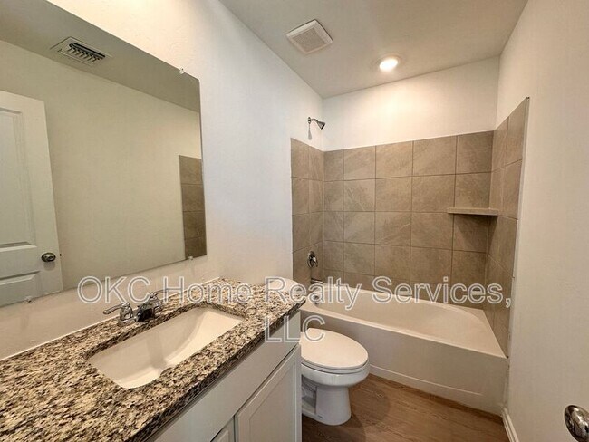 Building Photo - 3220 NW 147th Ter