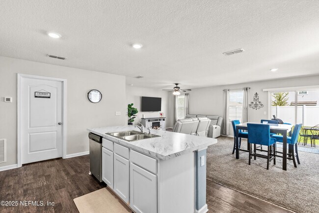 Building Photo - 15735 Palfrey Chase Dr