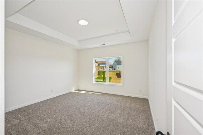 Building Photo - 105 Clearwater Dr