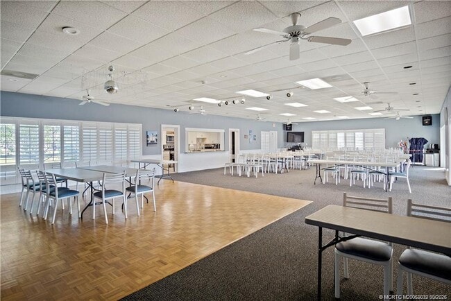 Building Photo - 6531 SE Federal Hwy