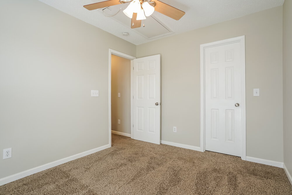 Building Photo - 7330 Great Laurel Dr