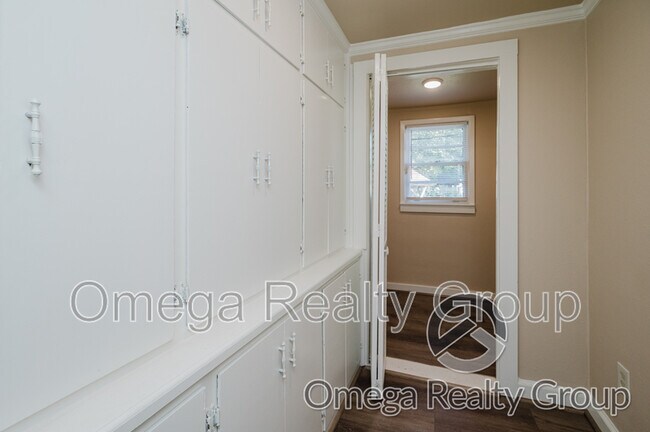 Building Photo - 2941 Ashley Ave