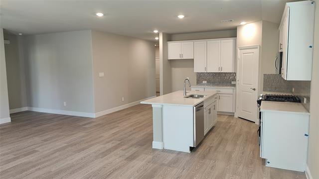 Building Photo - 3710 Canyon Dr