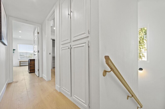 Building Photo - Showing Times: to schedule a viewing, please contact us