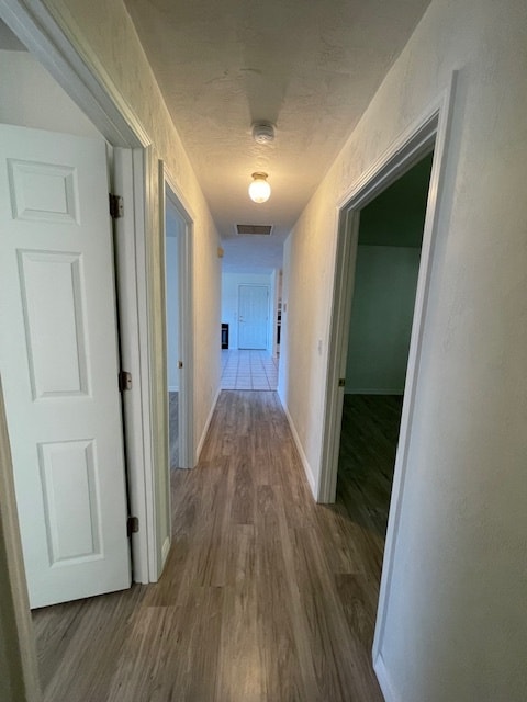 Building Photo - 111 Valencia Dr