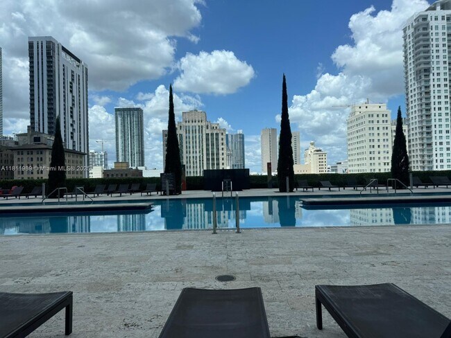 Building Photo - 50 Biscayne Blvd