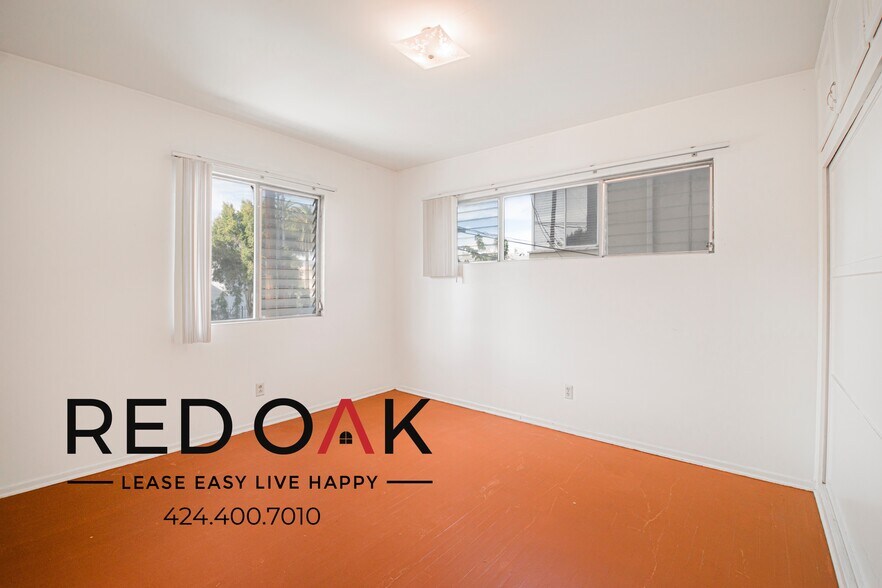 Building Photo - 436 Normandie Pl