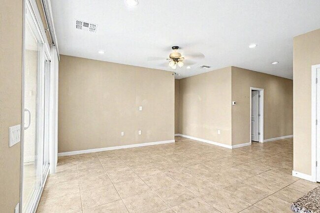 Building Photo - 8271 W Ebbets Ct