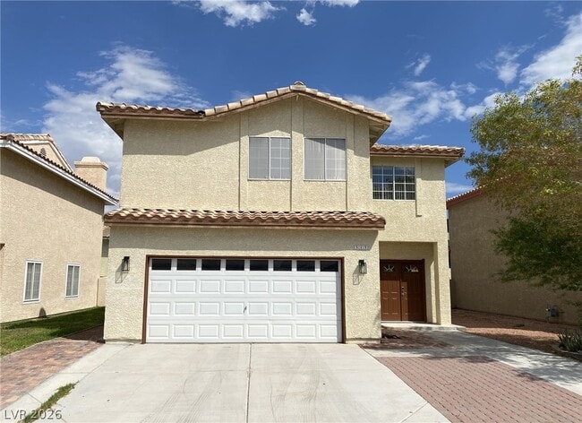 Building Photo - 313 Beethoven St