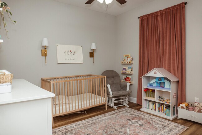 Building Photo - 2810 Pinnacle Point Dr